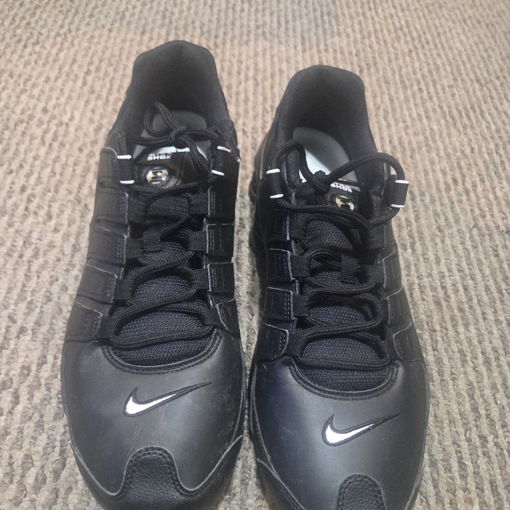 Mens Nike Shox